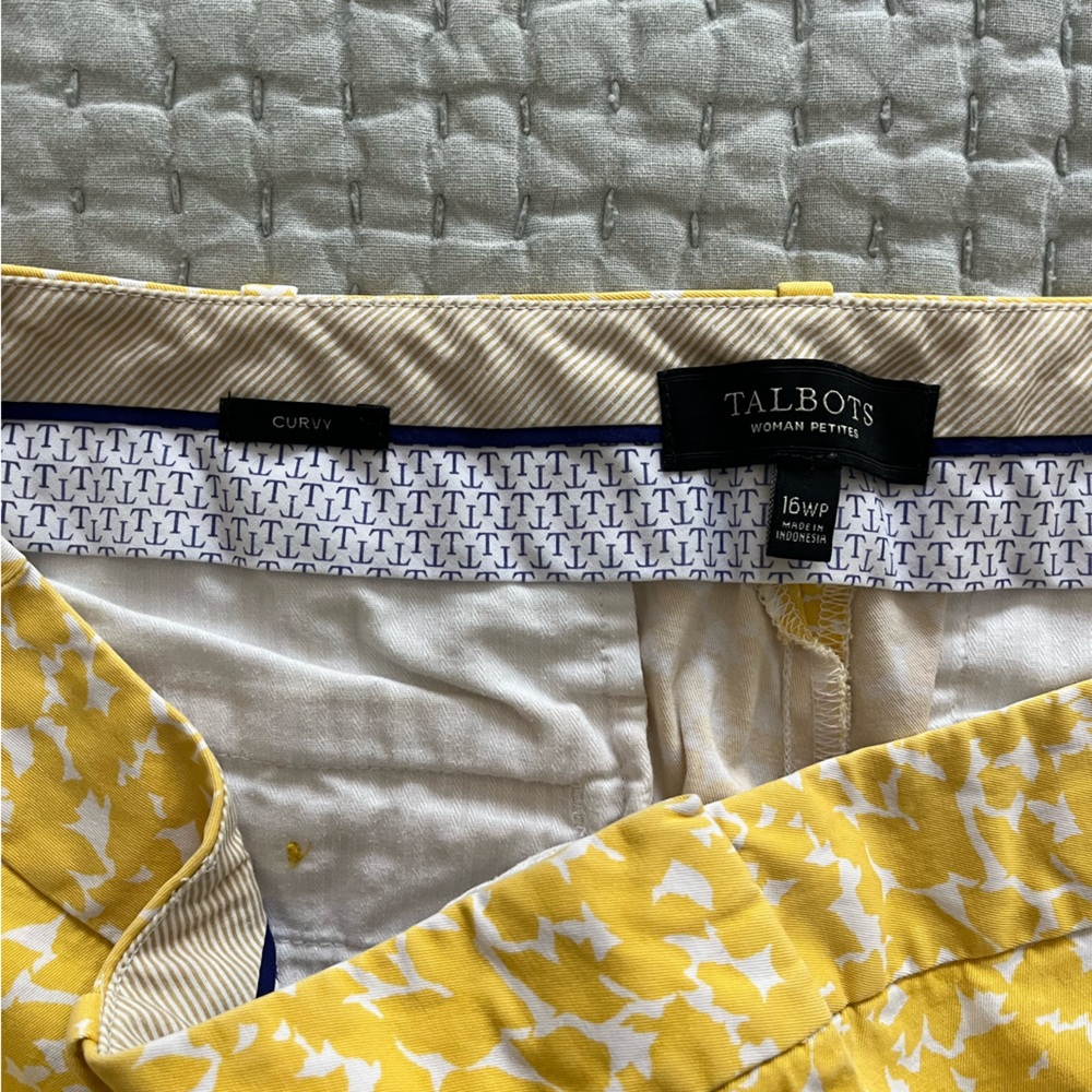 Talbots Yellow and White Patterned Capris